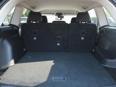 Used 2024 Jeep Grand Cherokee Laredo RWD image 10