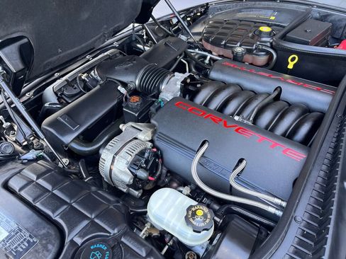 Used 1998 Chevrolet Corvette Coupe w/ Memory Pkg image 28