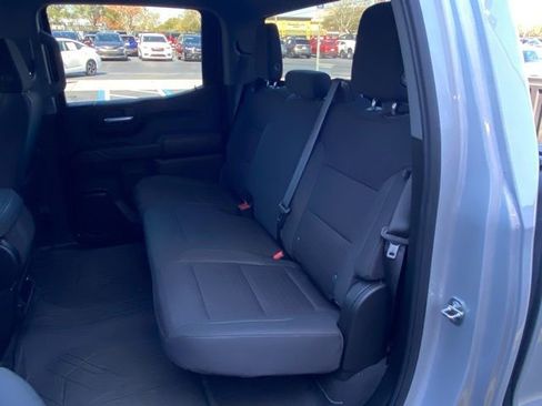 Used 2022 Chevrolet Silverado 1500 Custom image 23