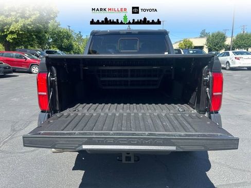 Certified 2024 Toyota Tacoma TRD Off-Road w/ TRD Off Road Upgrade Package AWD/4WD image 18