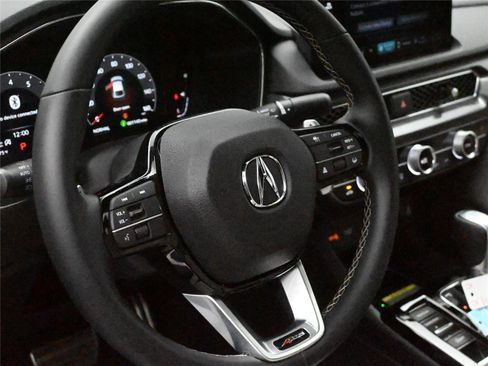 Used 2025 Acura Integra A-Spec image 9