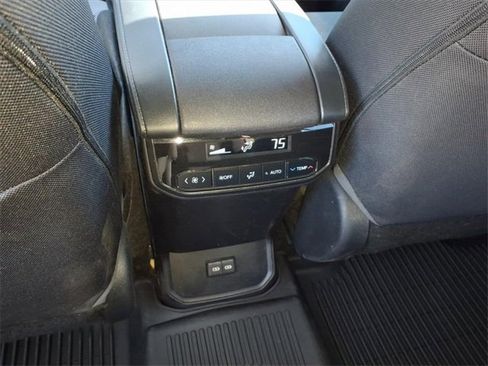 Certified 2023 Toyota Highlander L image 11