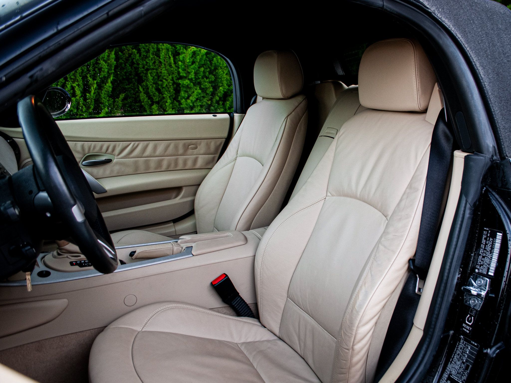 Used 2005 BMW Z4 2.5i RWD image 7