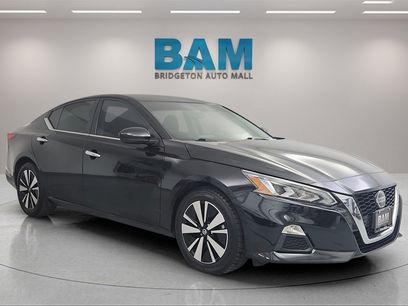 Used 2022 Nissan Altima 2.5 SV