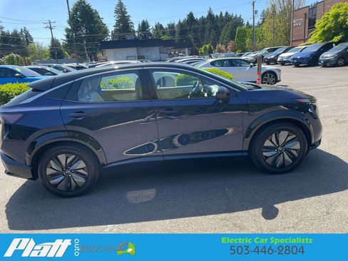 Used 2023 Nissan Ariya FWD image 10