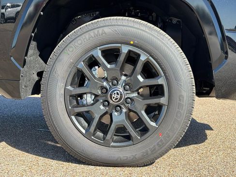 New 2026 Toyota Tundra Platinum image 8