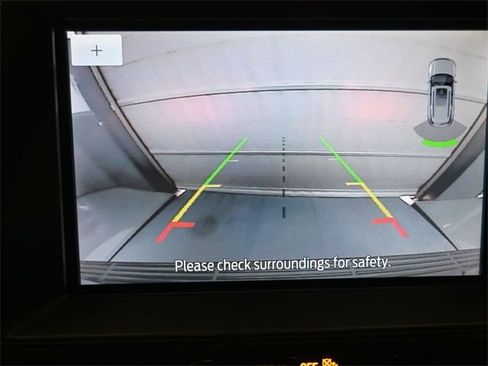 Used 2021 Ford Expedition XLT image 32