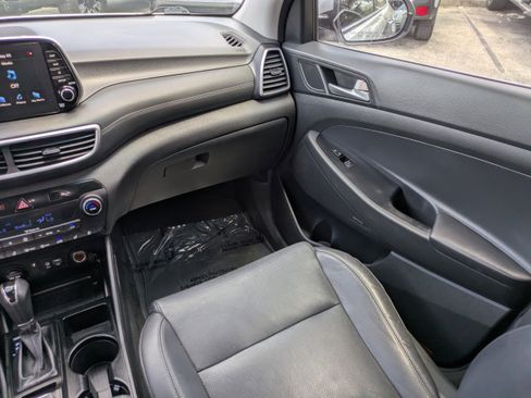 Used 2019 Hyundai Tucson Ultimate w/ Cargo Package FWD image 16