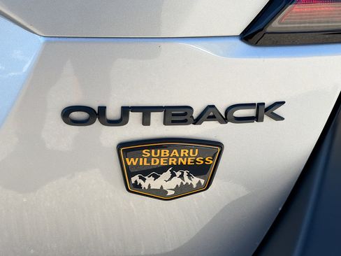 Certified 2022 Subaru Outback Wilderness w/ Wilderness Package image 11