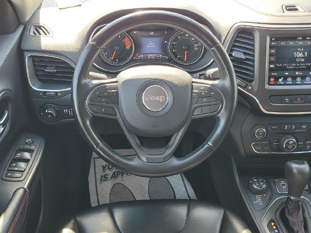 Used 2020 Jeep Cherokee Trailhawk w/ Cold Weather Group AWD/4WD image 25