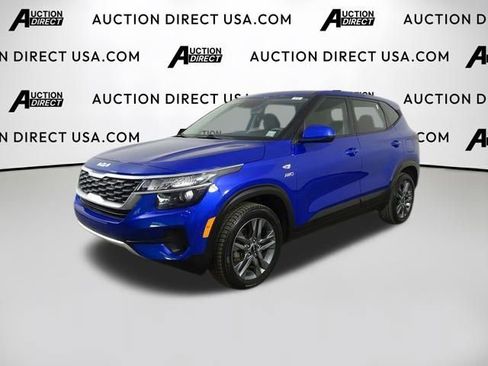 Used 2022 Kia Seltos LX image 1