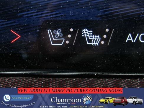 Used 2024 Chevrolet Traverse RS w/ LPO, Floor Liner Package AWD/4WD image 18