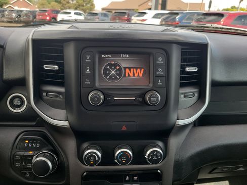Used 2020 RAM 1500 Big Horn AWD/4WD image 17