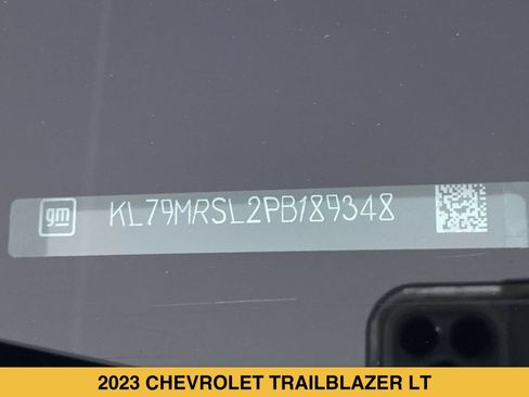 Certified 2023 Chevrolet TrailBlazer LT w/ Convenience Package AWD/4WD image 15