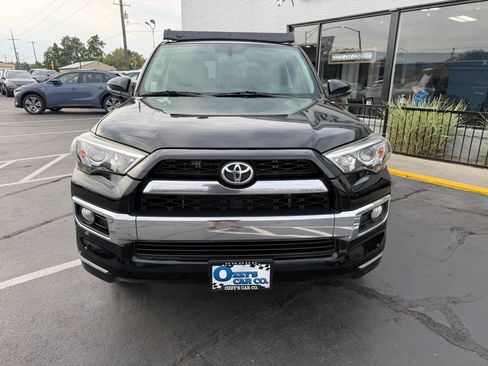 Used 2017 Toyota 4Runner Limited AWD/4WD image 2