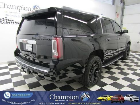 Used 2018 GMC Yukon XL Denali w/ Open Road Package AWD/4WD image 13
