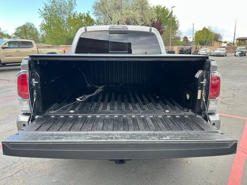 Certified 2021 Toyota Tacoma TRD Sport w/ TRD Premium Sport Package AWD/4WD image 25