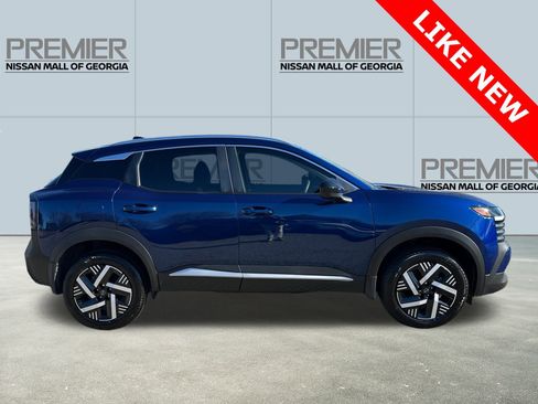 Used 2026 Nissan Kicks SV image 4