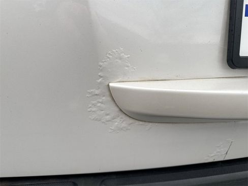 Used 2012 Ford Expedition Limited image 33