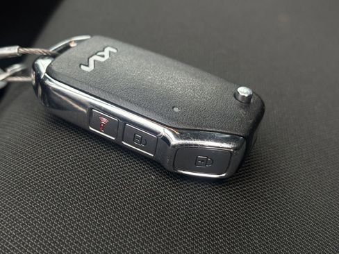 Used 2025 Kia Sportage LX image 27