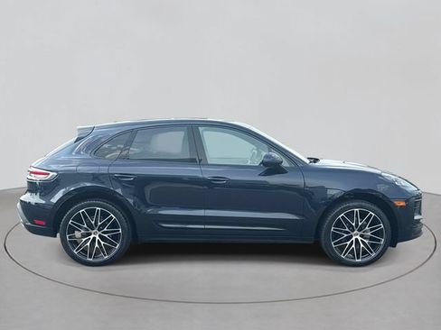 Used 2022 Porsche Macan AWD/4WD image 34