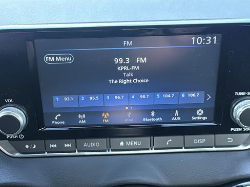 Used 2023 Nissan Sentra S image 24