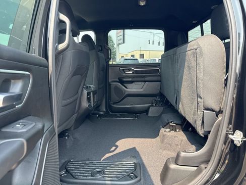 New 2026 RAM 1500 Big Horn AWD/4WD image 17