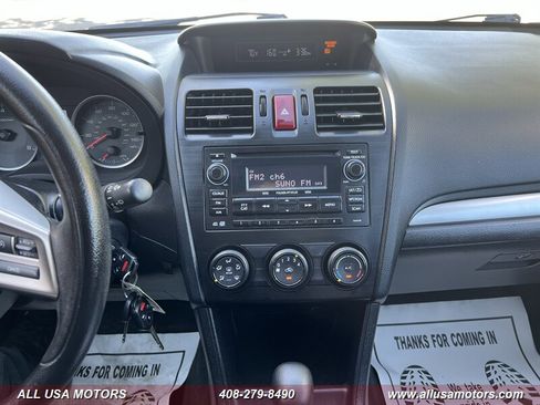Used 2014 Subaru Crosstrek 2.0i Premium AWD/4WD image 34