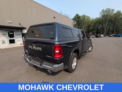 Used 2025 RAM 1500 Big Horn AWD/4WD image 4