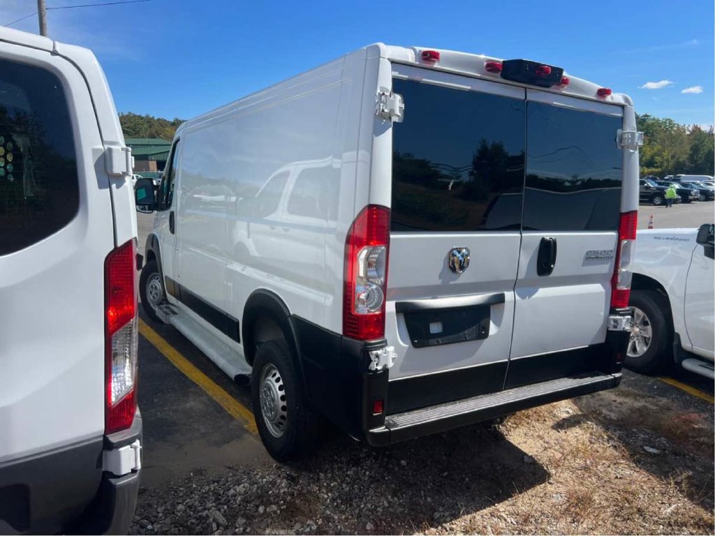 Used 2025 RAM ProMaster 2500 w/ U-Haul Equipment Group FWD image 6