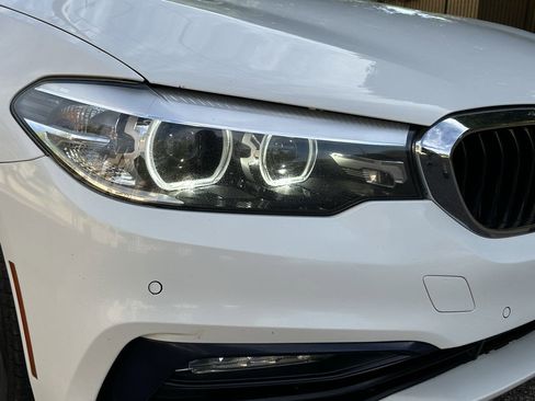 Used 2018 BMW 540i xDrive image 44