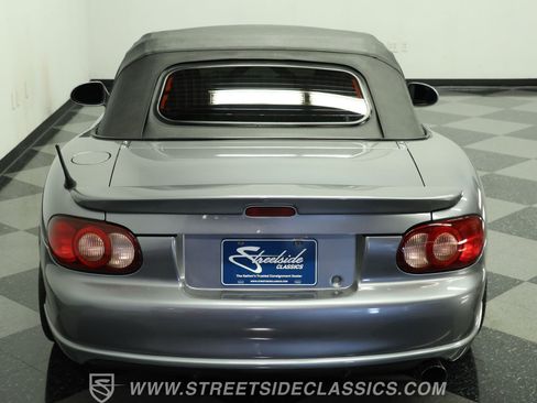 Used 2004 MAZDA MX-5 Miata MAZDASPEED RWD image 9