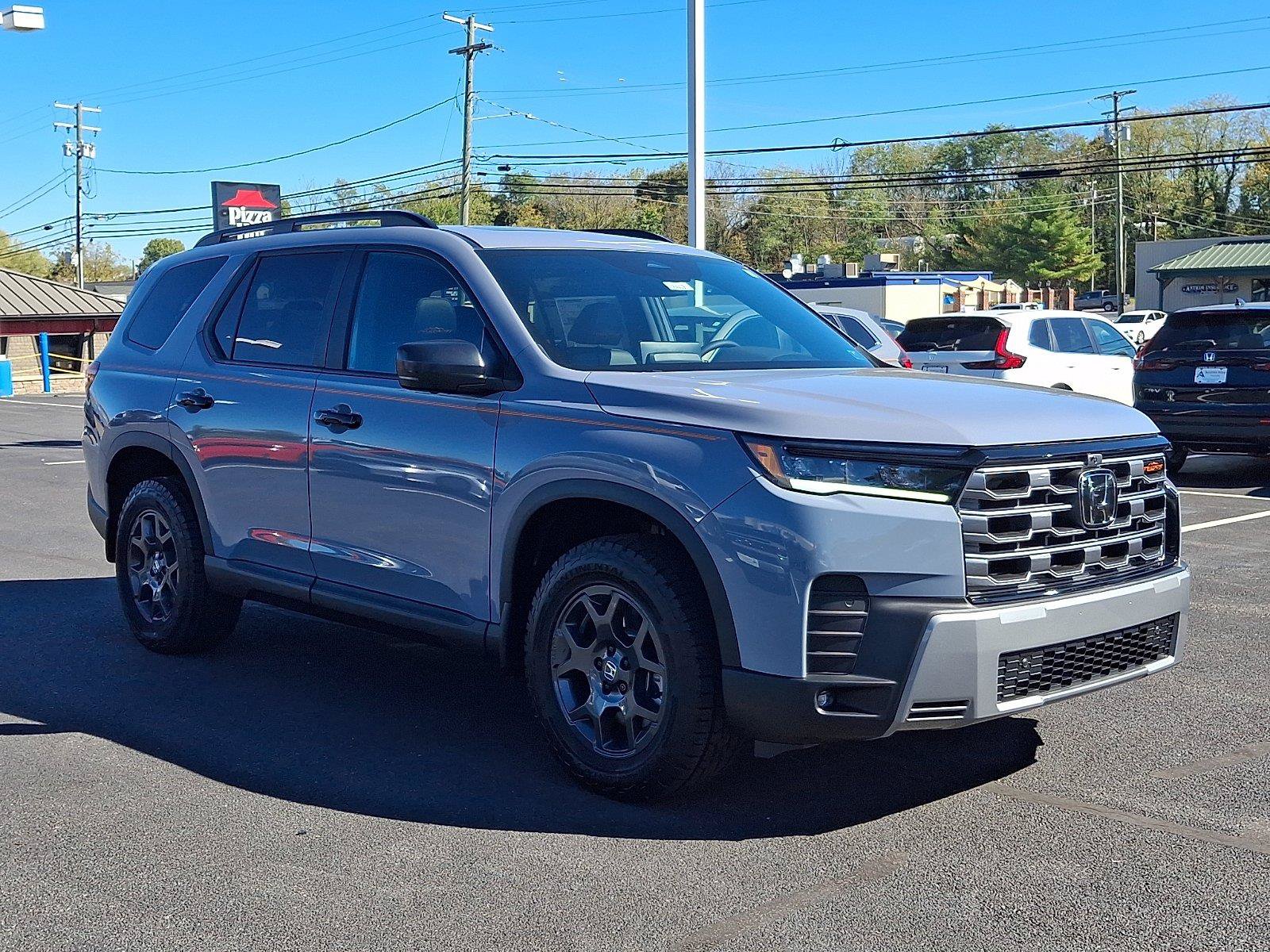 New 2026 Honda Pilot TrailSport image 2