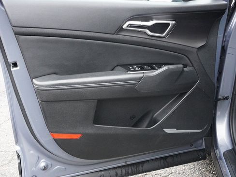 Used 2023 Kia Sportage EX image 20