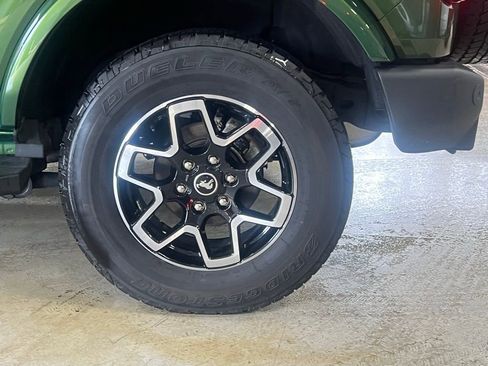 Used 2024 Ford Bronco Outer Banks image 6