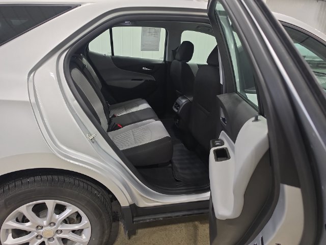 Used 2020 Chevrolet Equinox LS FWD image 26