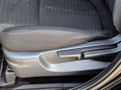 Used 2022 Mitsubishi Eclipse Cross LE image 15