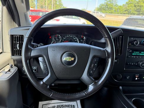 Used 2022 Chevrolet Express 2500 w/ Driver Convenience Package RWD image 31