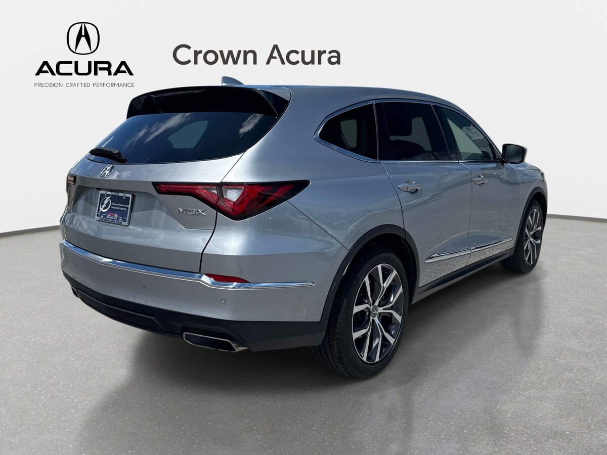 Used 2024 Acura MDX w/ Technology Package FWD image 4
