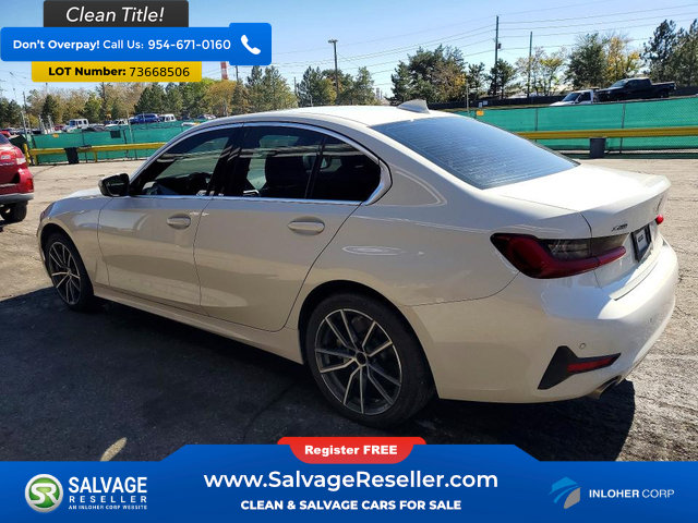 Used 2019 BMW 330i xDrive Sedan w/ Convenience Package AWD/4WD image 3