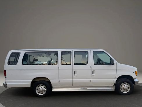 Used 1997 Ford E-350 and Econoline 350 Club Wagon image 6