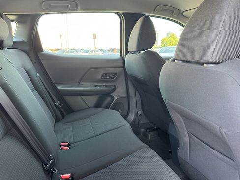 Used 2025 Nissan Kicks S image 36