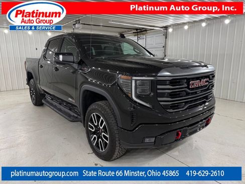 Used 2024 GMC Sierra 1500 AT4 w/ Technology Package AWD/4WD image 7