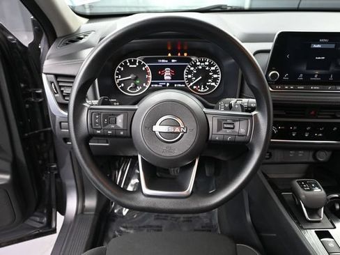 Used 2024 Nissan Rogue S FWD image 25