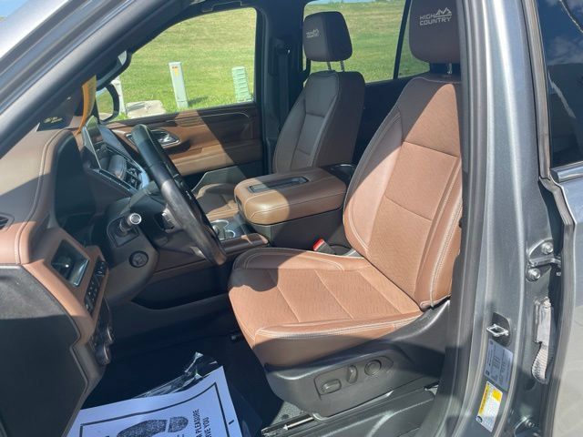Used 2024 Chevrolet Tahoe High Country AWD/4WD image 19