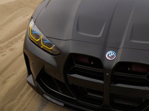 Used 2023 BMW M4 xDrive Competition w/ M Carbon Exterior Package AWD/4WD image 3