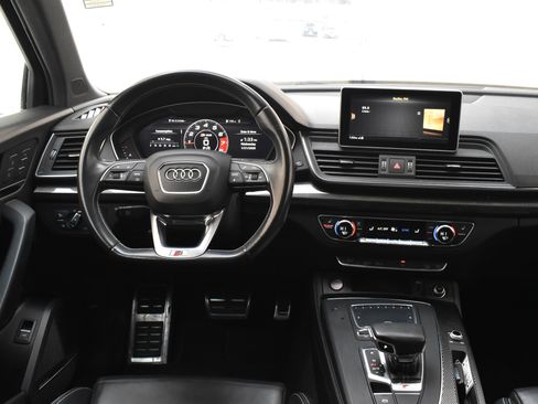 Used 2020 Audi SQ5 Premium Plus w/ Premium Plus Package image 29