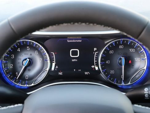 New 2026 Chrysler Pacifica Select image 27