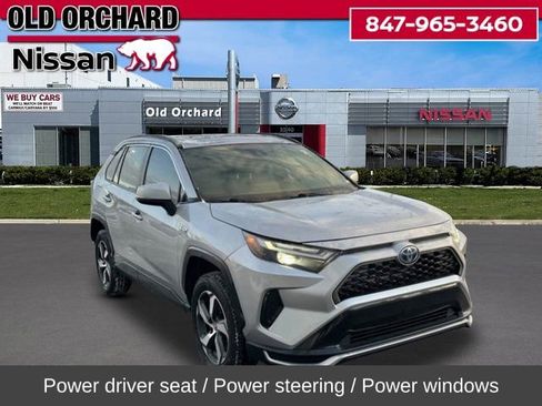 Used 2022 Toyota RAV4 SE image 5