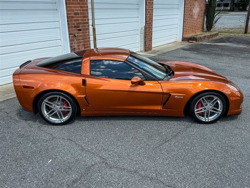 Used 2007 Chevrolet Corvette Z06 w/ Preferred Equipment Group RWD image 38